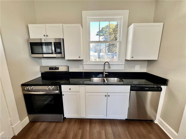 120 Hanover AVE, Hampton, VA 23661