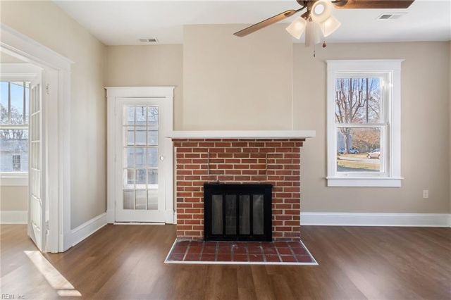 120 Hanover AVE, Hampton, VA 23661