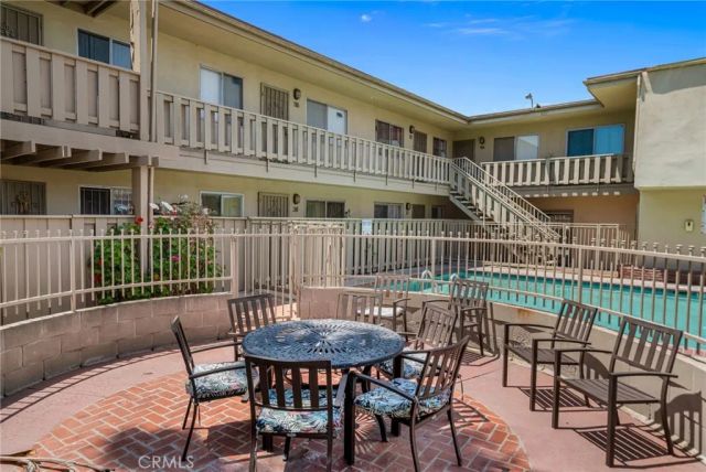 3365 Santa Fe 17, Long Beach, CA 90810