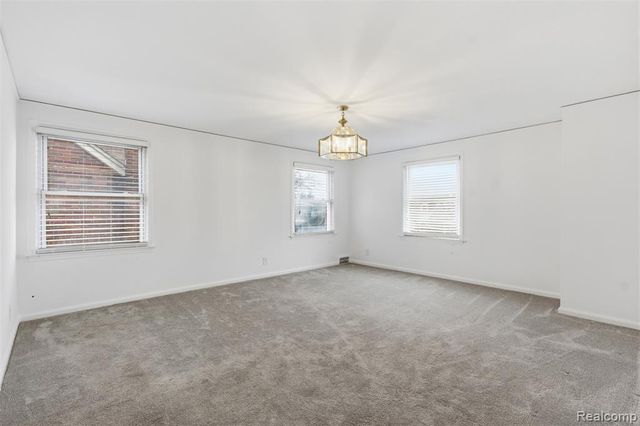 7758 Reuter Street, Dearborn, MI 48126