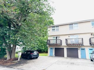 11 W Bowers St 7, Lowell, MA 01854