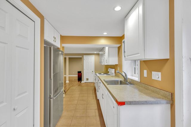 92 Brentwood Drive, Yarmouth, MA 02675