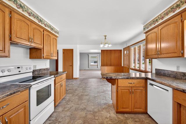 2101 WELHOUSE DRIVE, Kaukauna, WI 54130
