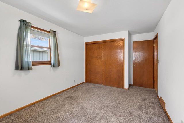 2101 WELHOUSE DRIVE, Kaukauna, WI 54130