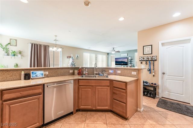 4509 Shadow Dreams Street, Las Vegas, NV 89130