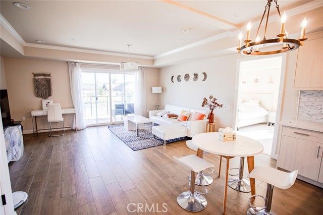 1598 Long Beach 201, Long Beach, CA 90813