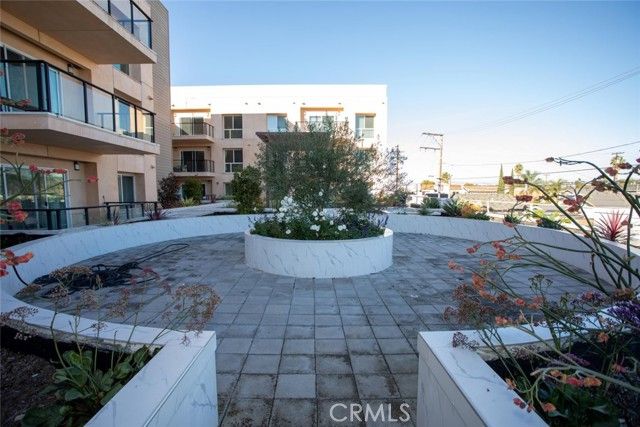 1598 Long Beach 201, Long Beach, CA 90813