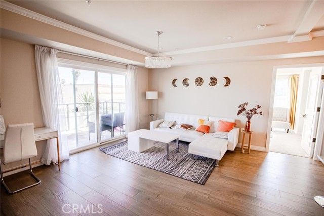 1598 Long Beach 201, Long Beach, CA 90813