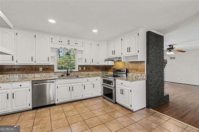 4576 Driftwood Drive, Austell, GA 30106