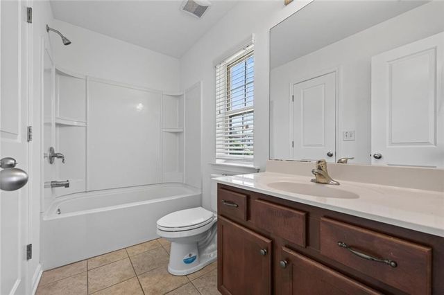 5999 Cobblestone Creek Trail, Mableton, GA 30126
