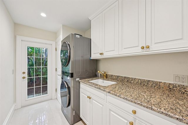 1121 MORNINGSIDE PLACE, Sarasota, FL 34236