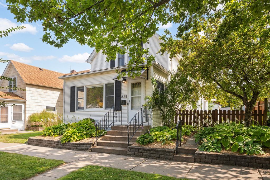 328 Osceola Avenue S, Saint Paul, MN 55102 — photo 3