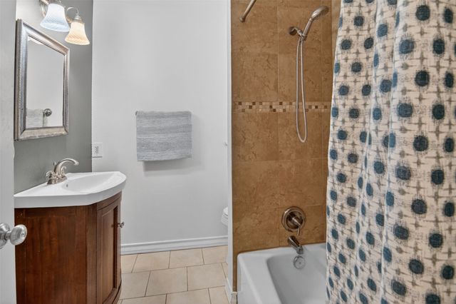 5322 Westminster Court S, Fort Worth, TX 76133