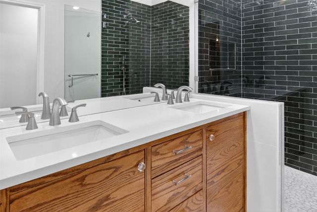 5322 Westminster Court S, Fort Worth, TX 76133