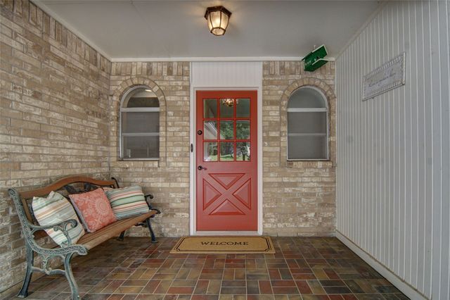 5322 Westminster Court S, Fort Worth, TX 76133