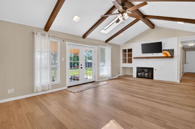 5322 Westminster Court S, Fort Worth, TX 76133