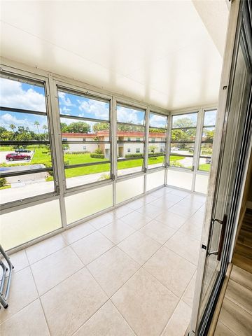61 Woodland Drive 205, Vero Beach, FL 32962