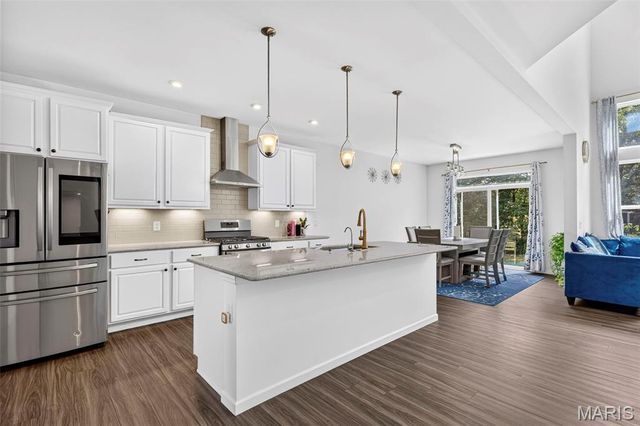 708 Kenmare Court, Dardenne Prairie, MO 63368