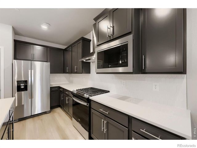 2829 Bear Springs Circle, Longmont, CO 80503