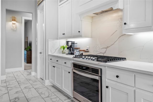 1024 Henry Way, Springtown, TX 76082