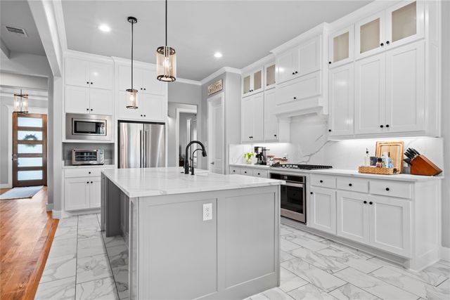 1024 Henry Way, Springtown, TX 76082