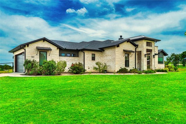 1024 Henry Way, Springtown, TX 76082