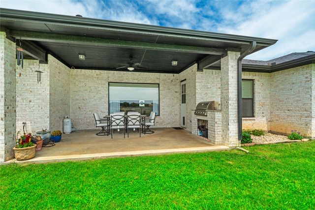 1024 Henry Way, Springtown, TX 76082