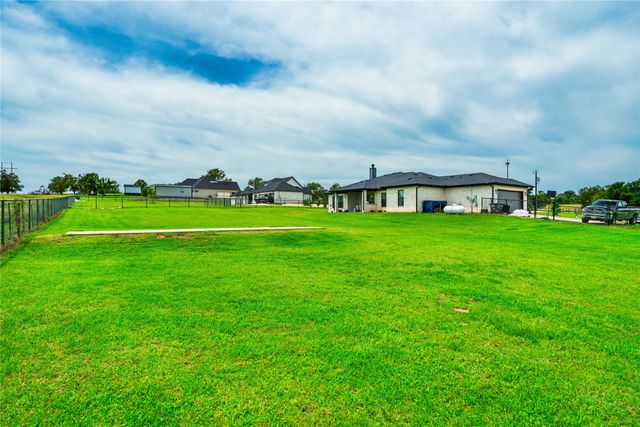 1024 Henry Way, Springtown, TX 76082