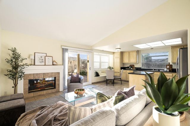 292 Quebrada Del Mar Road, Marina, CA 93933