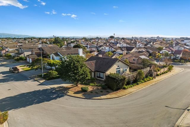 292 Quebrada Del Mar Road, Marina, CA 93933