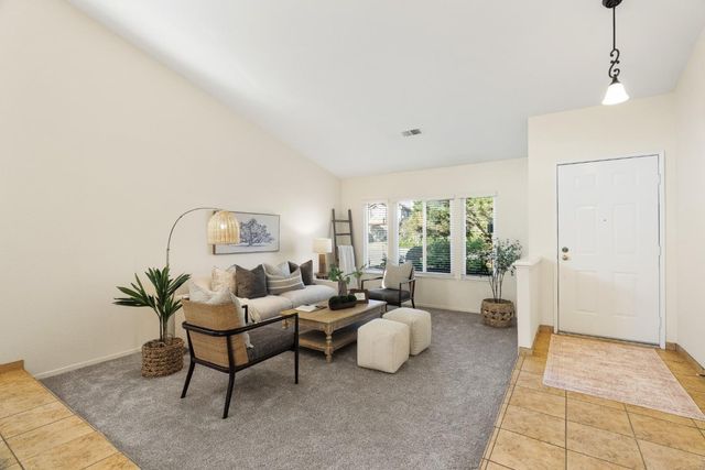 292 Quebrada Del Mar Road, Marina, CA 93933