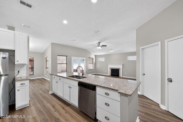 12549 LOCHLOOSA Lane, Jacksonville, FL 32218