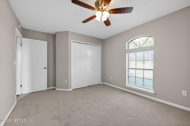 12549 LOCHLOOSA Lane, Jacksonville, FL 32218