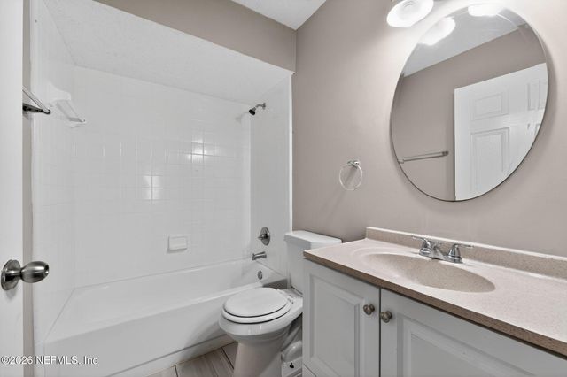 12549 LOCHLOOSA Lane, Jacksonville, FL 32218