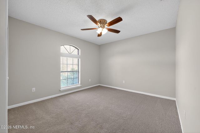 12549 LOCHLOOSA Lane, Jacksonville, FL 32218