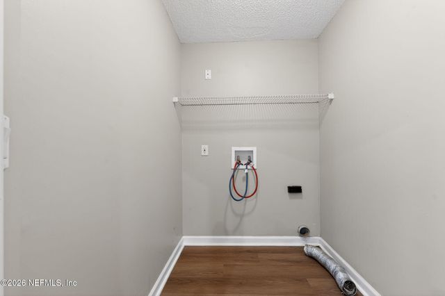 12549 LOCHLOOSA Lane, Jacksonville, FL 32218