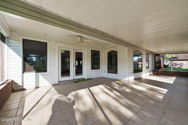 12549 LOCHLOOSA Lane, Jacksonville, FL 32218