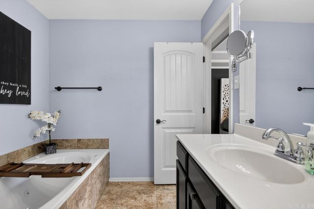 8007 North Haven Drive, Alexander, AR 72002