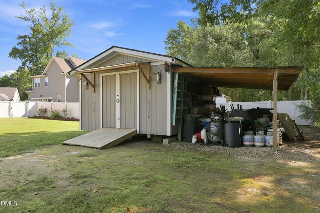 4205 Marsh Vw Lane, Zebulon, NC 27597