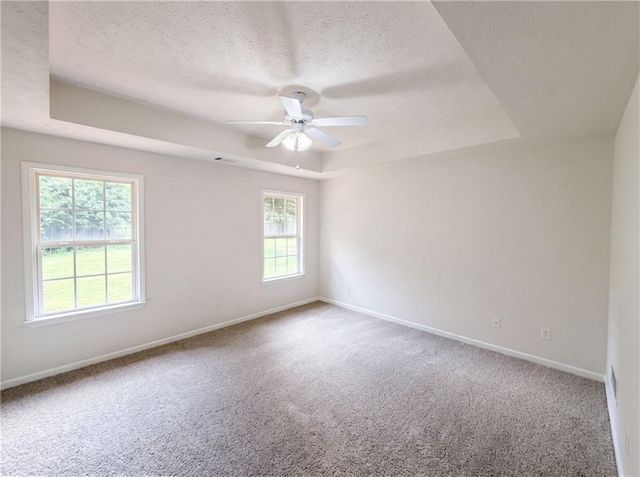 305 Cobb Court, Hampton, GA 30228