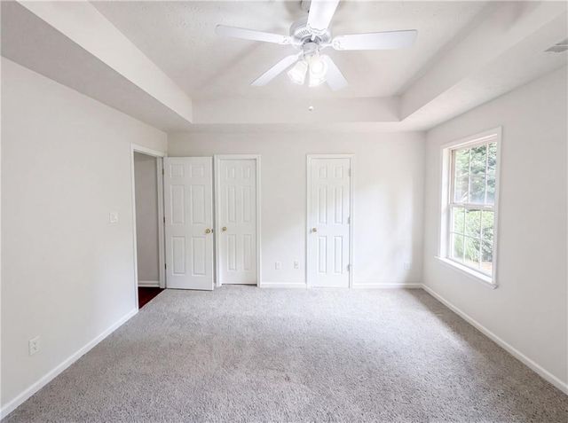 305 Cobb Court, Hampton, GA 30228