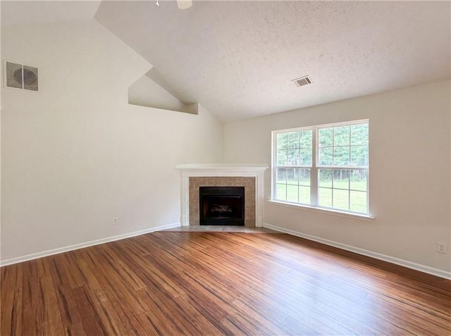 305 Cobb Court, Hampton, GA 30228