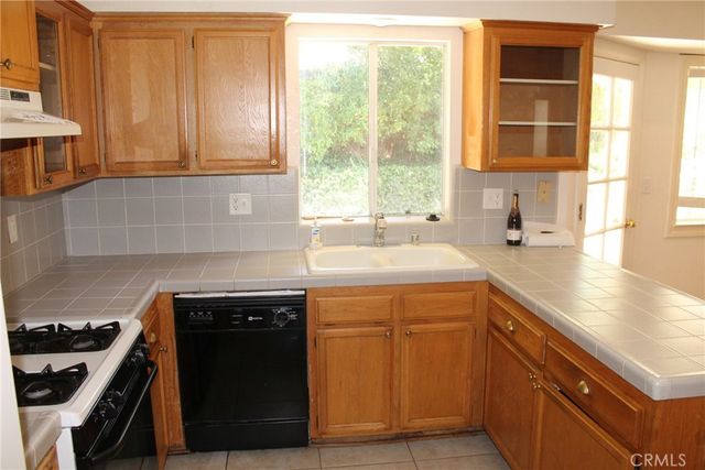 1149 Caddie Lane, Paso Robles, CA 93446