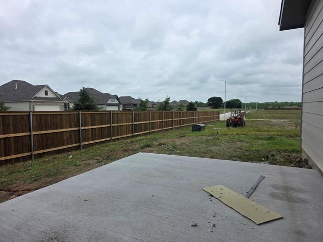 1500 Lake Ridge Drive, Brenham, TX 77833