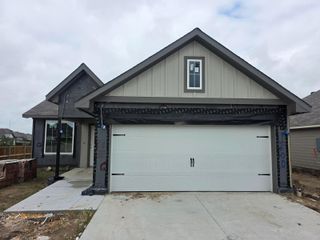 1500 Lake Ridge Drive, Brenham, TX 77833