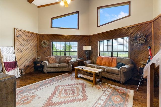 8283 AR-43 Hwy, Compton, AR 72624