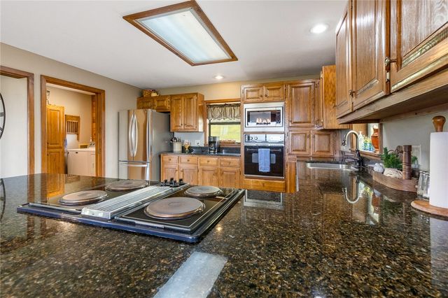 8283 AR-43 Hwy, Compton, AR 72624