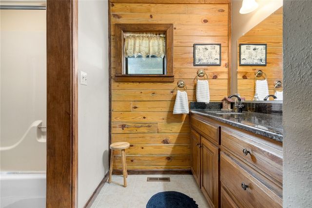 8283 AR-43 Hwy, Compton, AR 72624