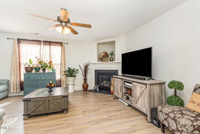 1816 Heisser Lane, Fuquay Varina, NC 27526