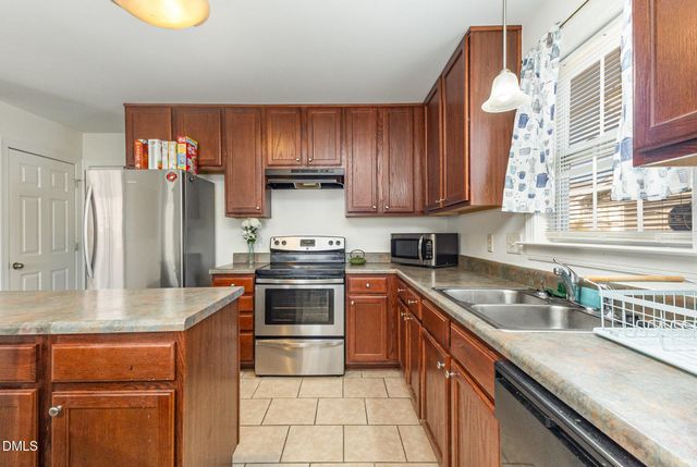 1816 Heisser Lane, Fuquay Varina, NC 27526